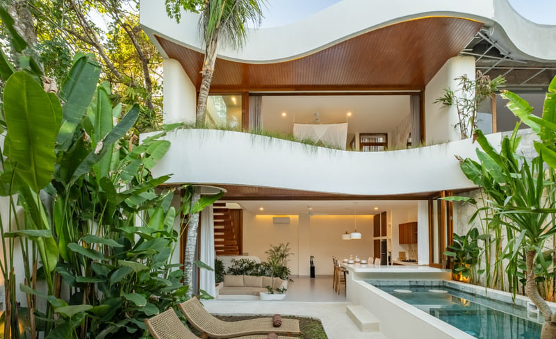 Modern Tropical Retreat with Rooftop Jacuzzi