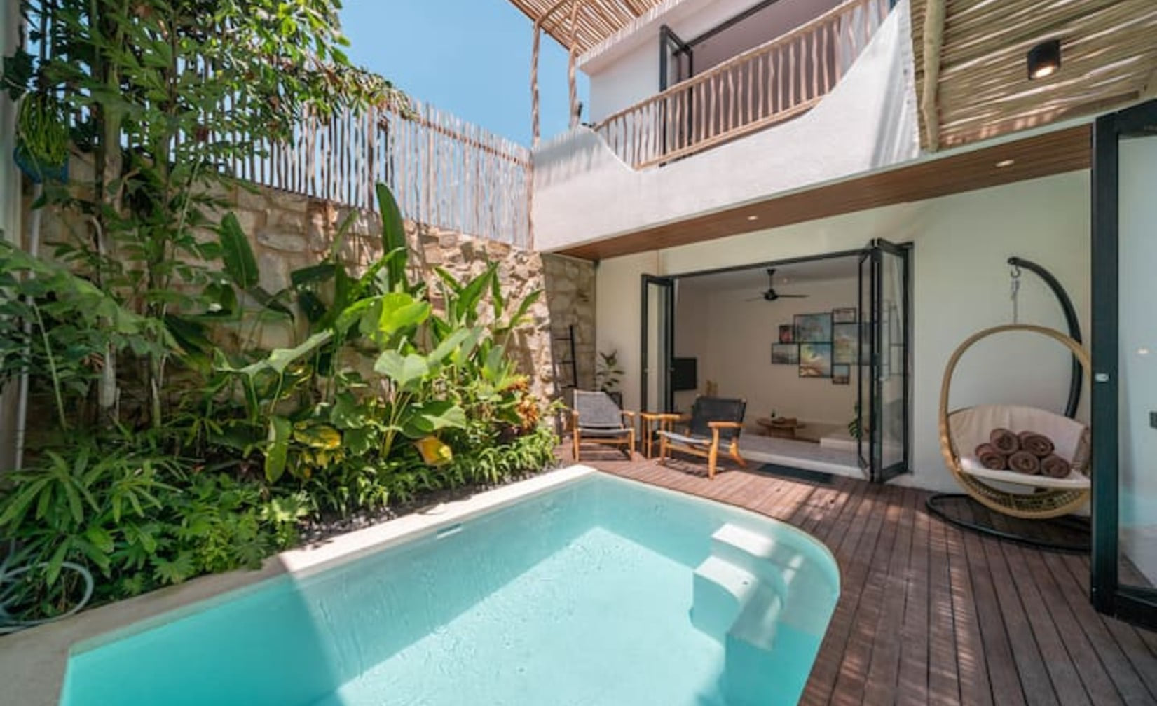 Modern tropical villa with rooftop lounge photo 2