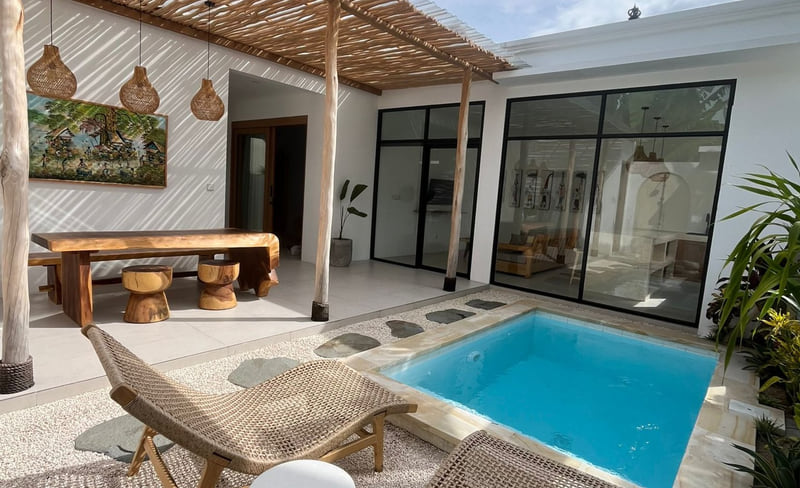 Buwit tropical villa for sale