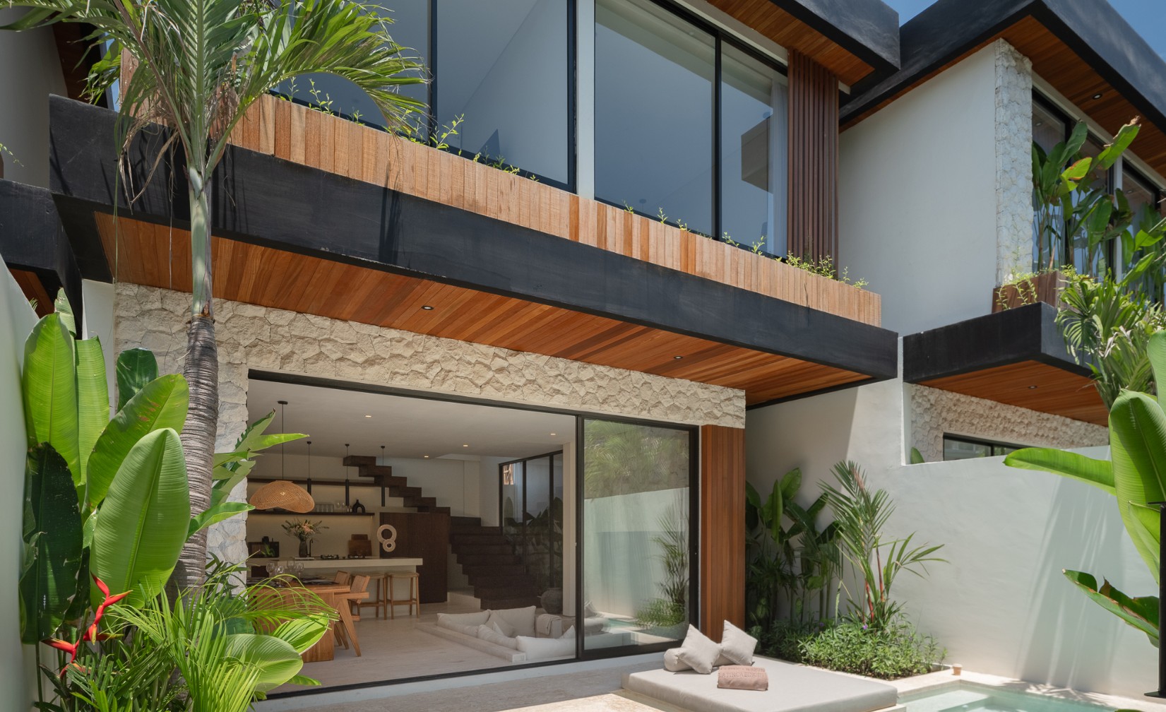 Investment villa in Batu Bolong