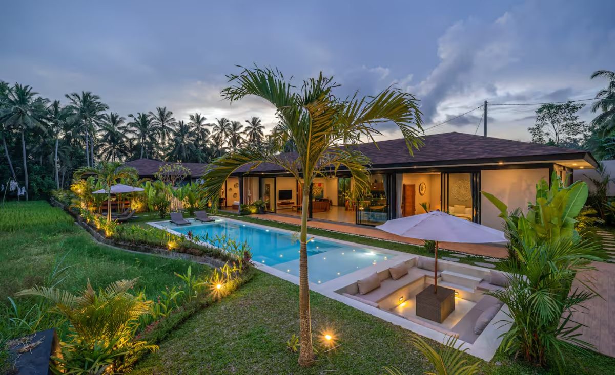 Ubud rice field view villa photo 5