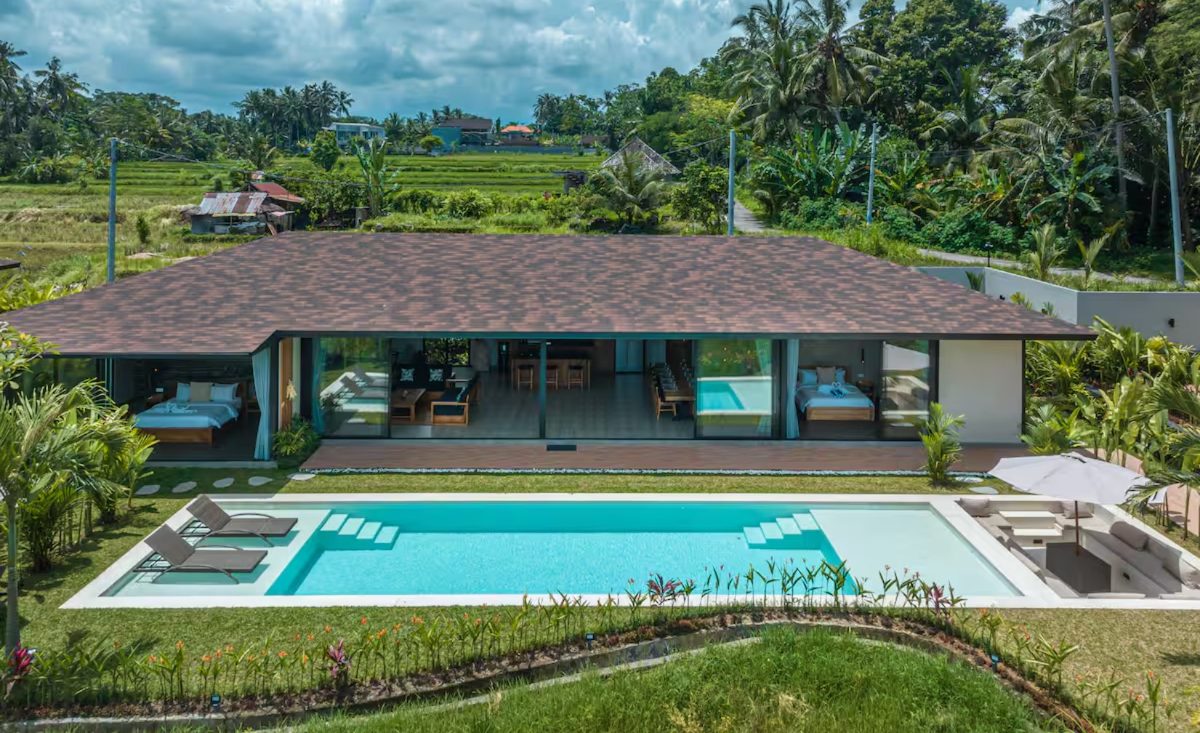Ubud rice field view villa photo 2