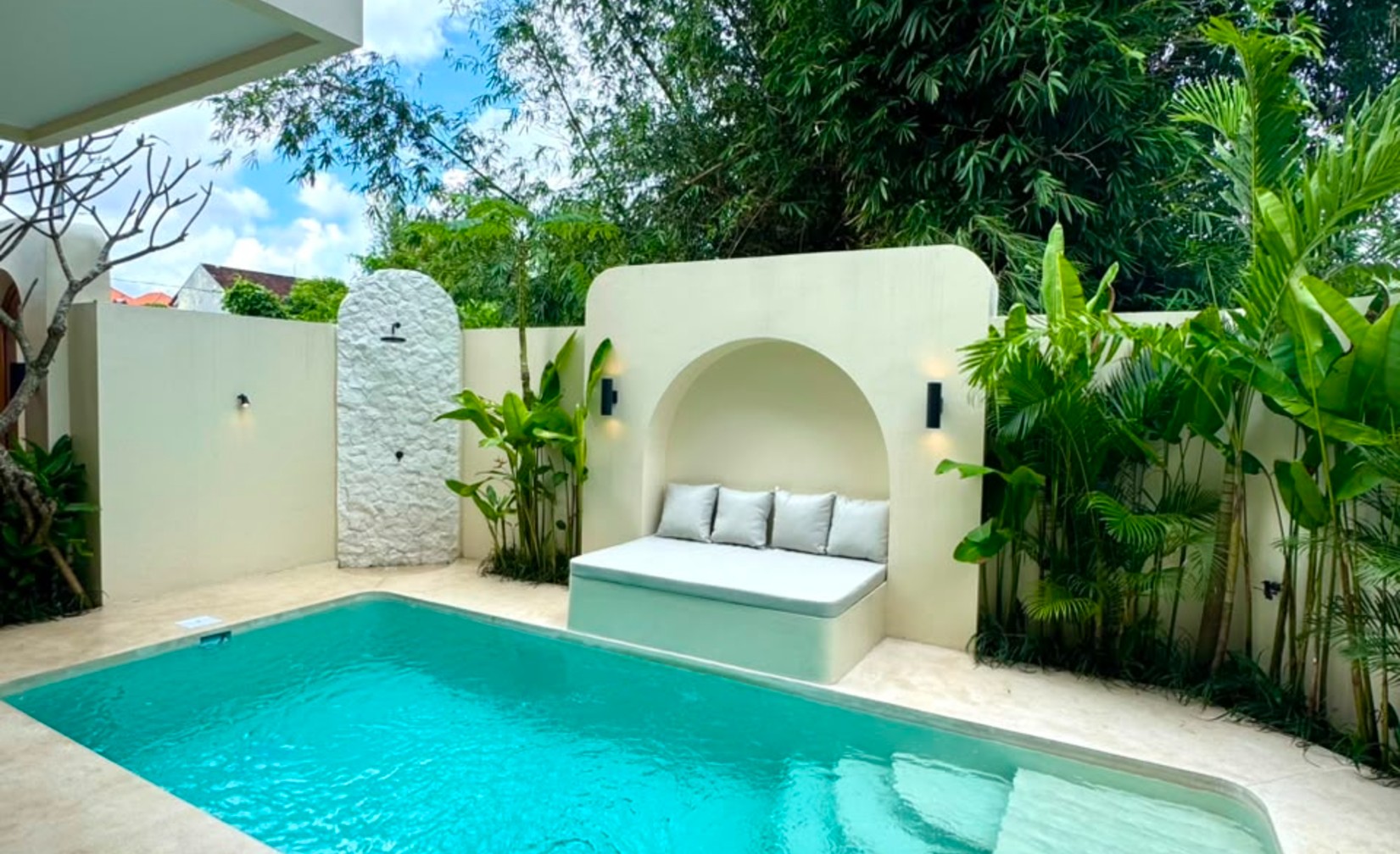 Two bedroom villa for sale in Canggu photo 2